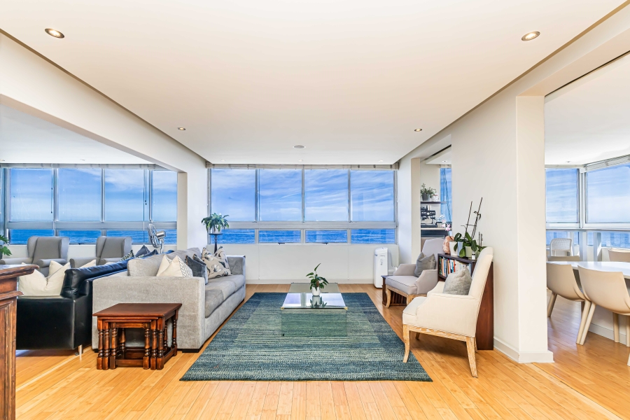 To Let 3 Bedroom Property for Rent in Sea Point Western Cape